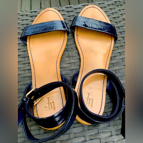 Zara Sandals- size 41 fits 39.5 - Picture 2 of 3